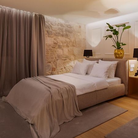 Golden Gate Luxury Rooms - Unique Unesco Location สปลิท ภายนอก รูปภาพ