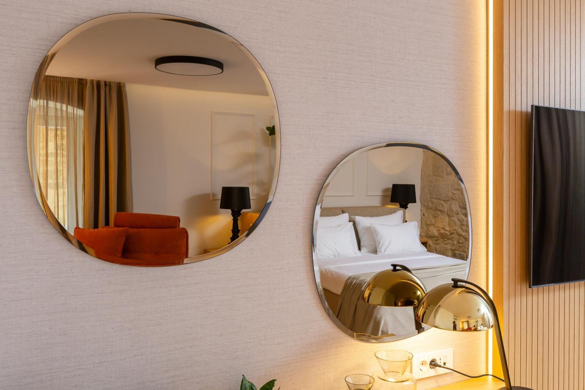 Golden Gate Luxury Rooms - Unique Unesco Location สปลิท ภายนอก รูปภาพ