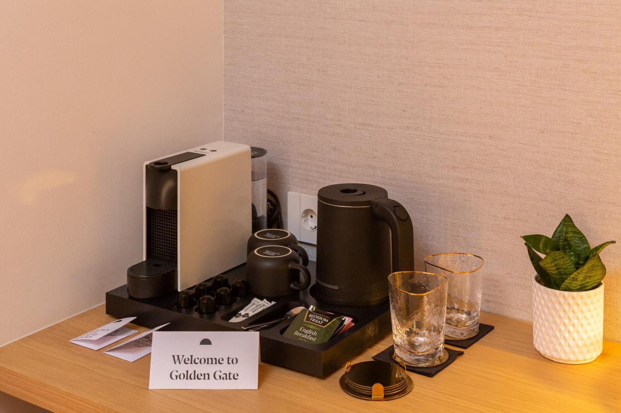 Golden Gate Luxury Rooms - Unique Unesco Location สปลิท ภายนอก รูปภาพ