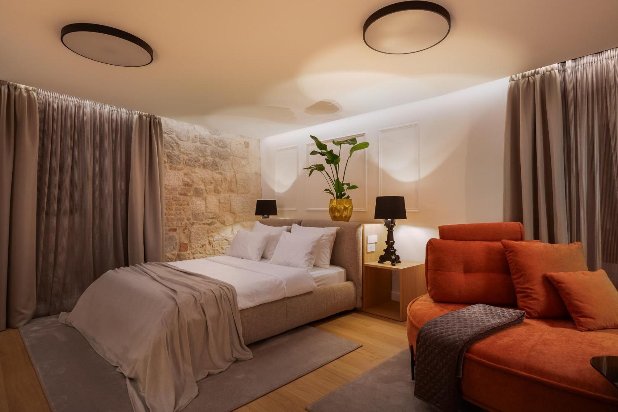 Golden Gate Luxury Rooms - Unique Unesco Location สปลิท ภายนอก รูปภาพ